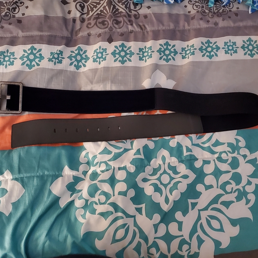 Womens wide belt